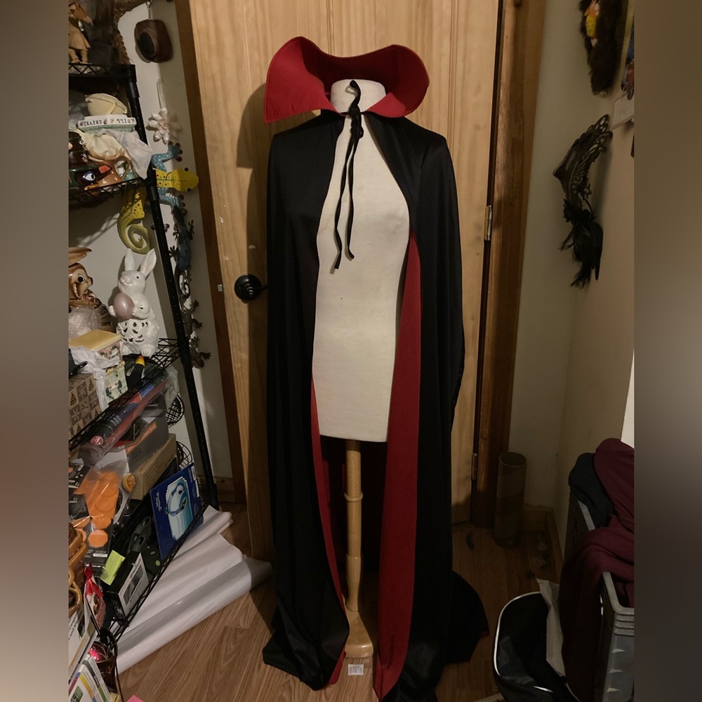 Black and red vampire unisex cape